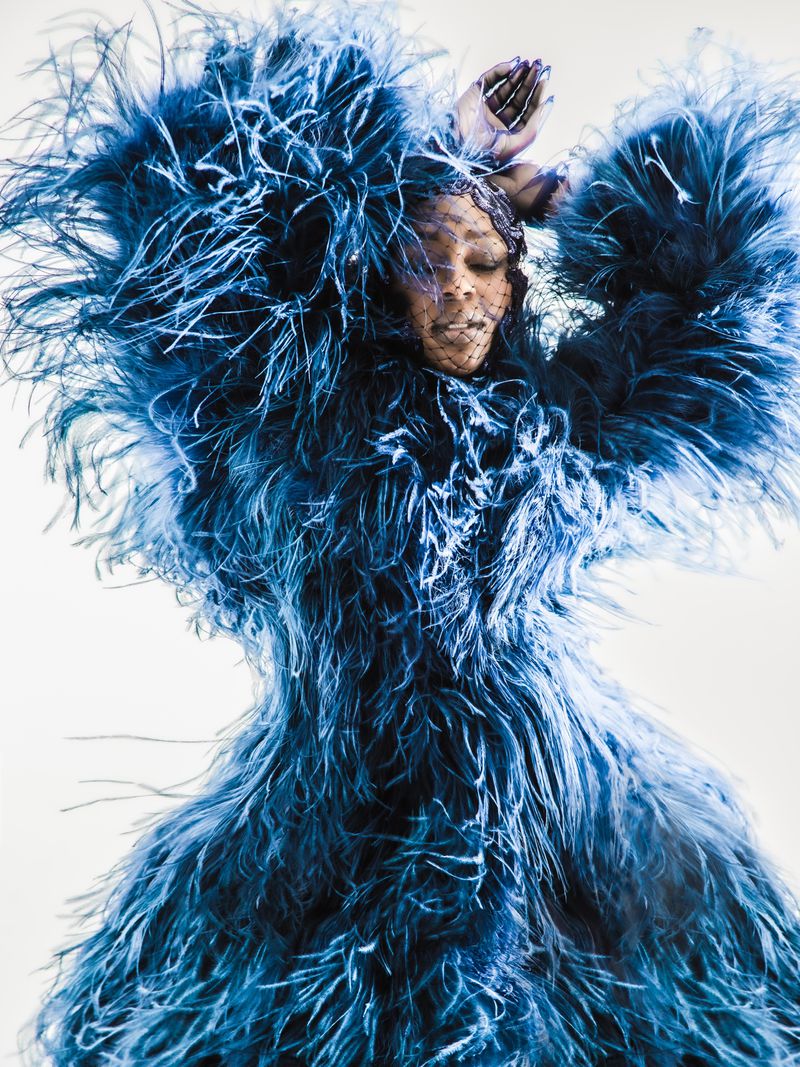 Trinity Fatu (L&rsquo;Officiel Baltics)