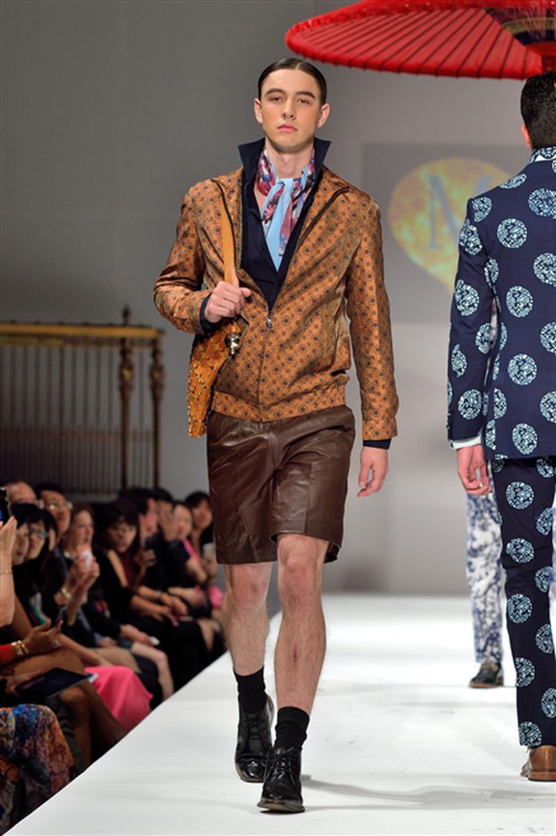 Malan Breton S/S 2016 Show (Malan Breton)