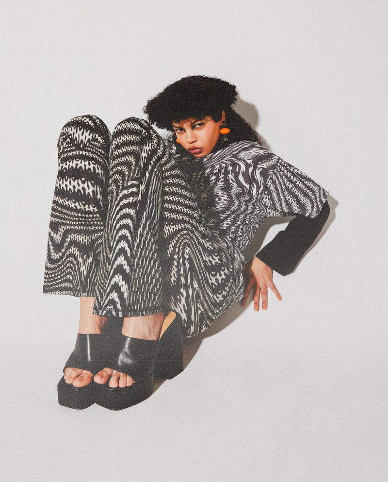 Sequence (Contributor Magazine)