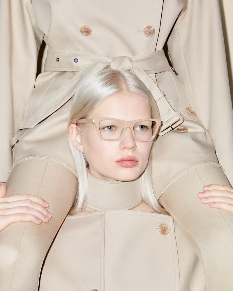 Burberry Eyewear 2022 Campaign (Burberry)