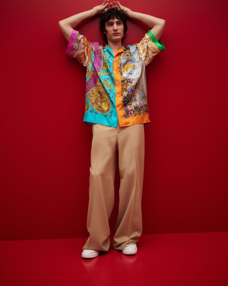 mens moschino trainers