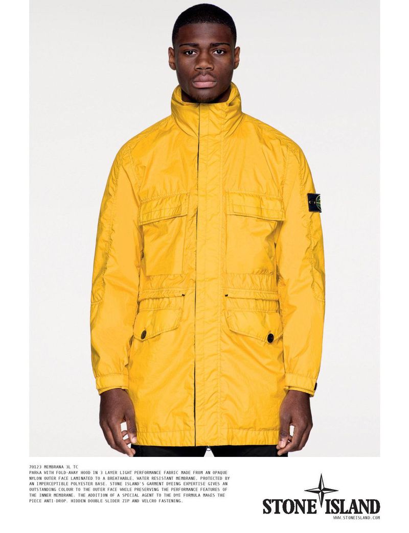 ストーンアイランド　STORIA Stone Island: Storia Revised & Updated - Rizzoli New York