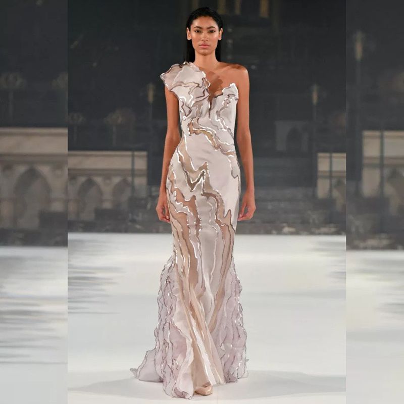 Fovari Haute Couture Spring 2023 Show (Various Shows)