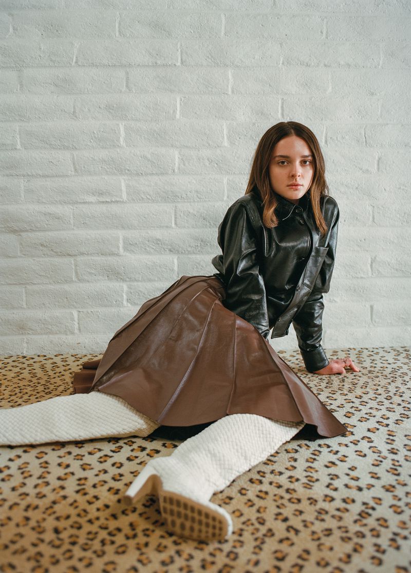 샬롯 로렌스 (Charlotte Lawrence) (ODDA Korea)