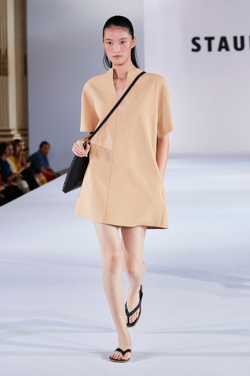 Staud Staud S/S 24 Show (STAUD)