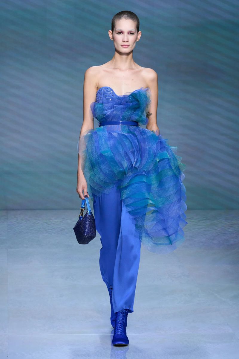 Armani S/S 24 Show Armani)