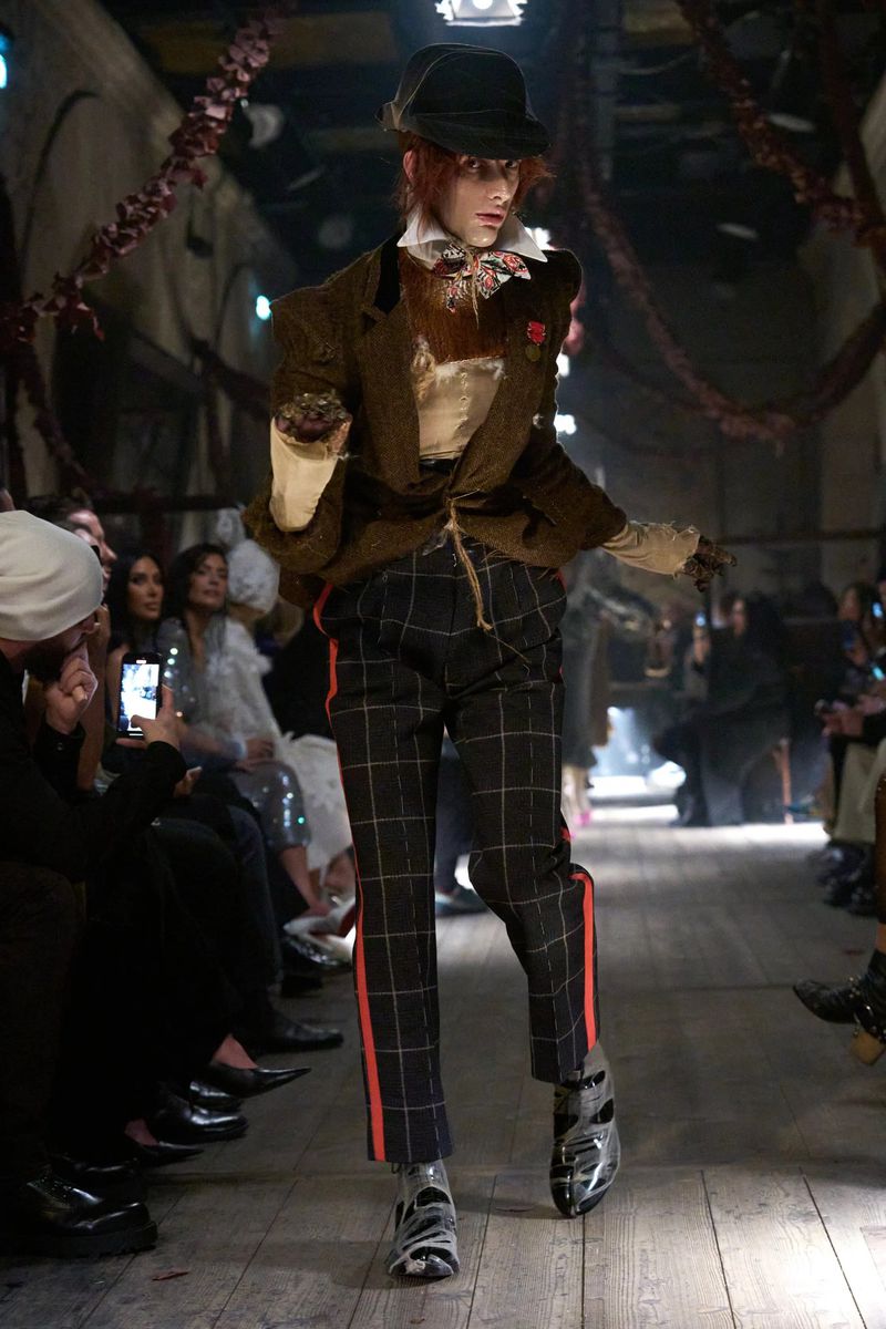 Maison Margiela Artisanal 2024 Show (Maison Margiela)