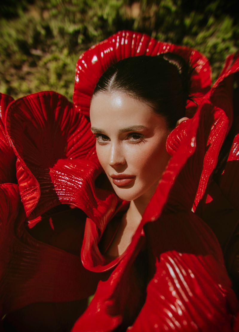 Set Go Model Red Set Go (Vogue Portugal)
