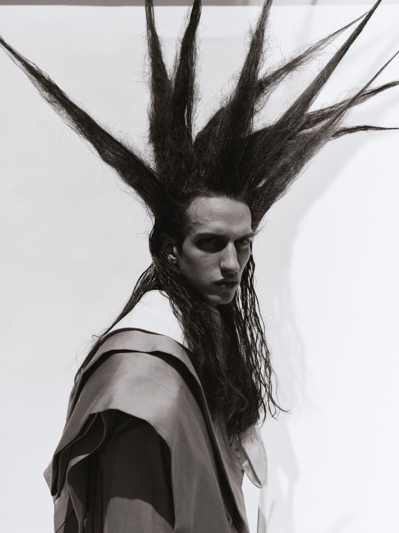 Show me (King Kong Magazine)