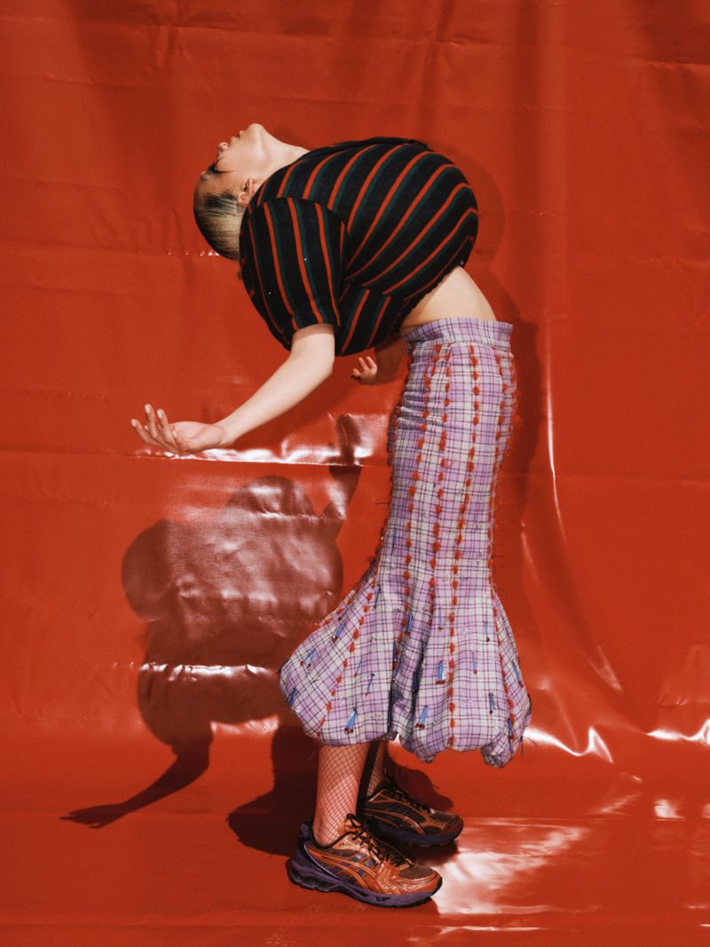 Show me (King Kong Magazine)