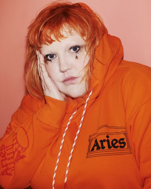 LOVE Magazine 創刊号 Beth Ditto 表紙 2009年 LOVE Magazine 創刊号 Beth Ditto 表紙 2009年