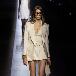 Mia Armstrong - Model Profile - Photos & latest news