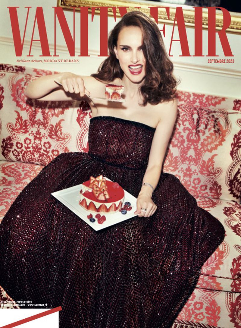女性情報誌 VANITY FAIR France Magazine May 2022 VANITY FAIR France Magazine May 2022