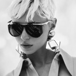 Iris Law - Model Profile - Photos & latest news