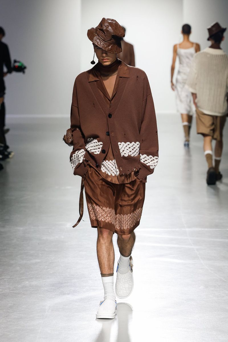 feng-chen-wang-s-s-25-show-feng-chen-wang