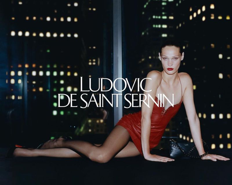 【関税込み】Ludovic de Saint Sernin ブラック Cleavage バッグ Ludovic de Saint Sernin Cleavage Bag Fall 2024 Ad Campaign