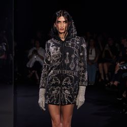 Izzy Gonzalez - Model Profile - Photos & latest news