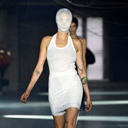 Vetements S/S 26 Show (Shows)