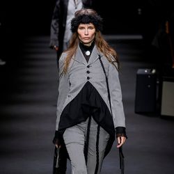 Ann Demeulemeester S/S 26 Show (Shows)