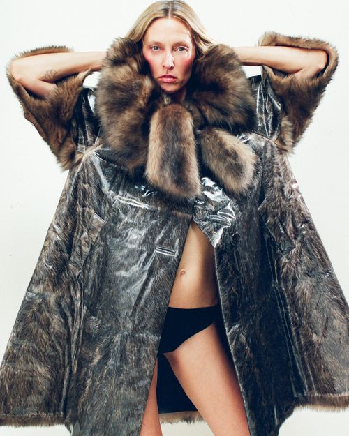 Liisa Winkler - I Know A Girl From A Lonely Street / Cold As Ice Cream, But Still As Sweet