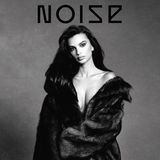 Emily Ratajkowski