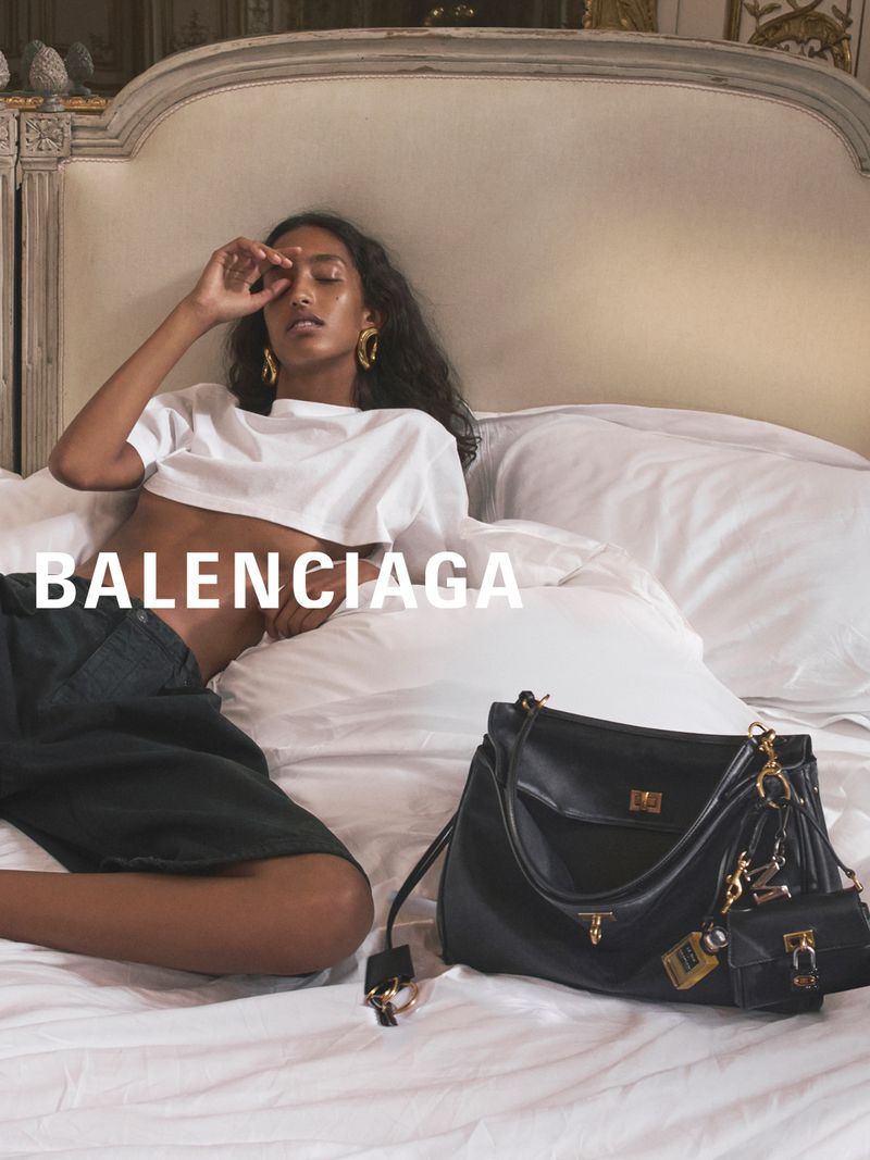 Balenciaga Handbags 2025 Campaign (Balenciaga) Balenciaga Handbags 2025 Campaign (Balenciaga)