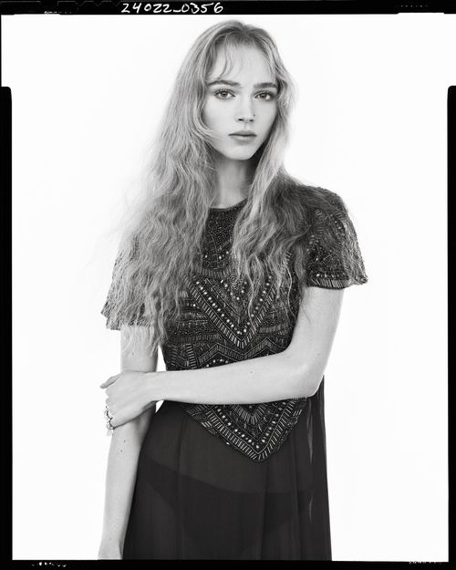 Ella Dalton - Zara Studio S/S 2025 Campaign