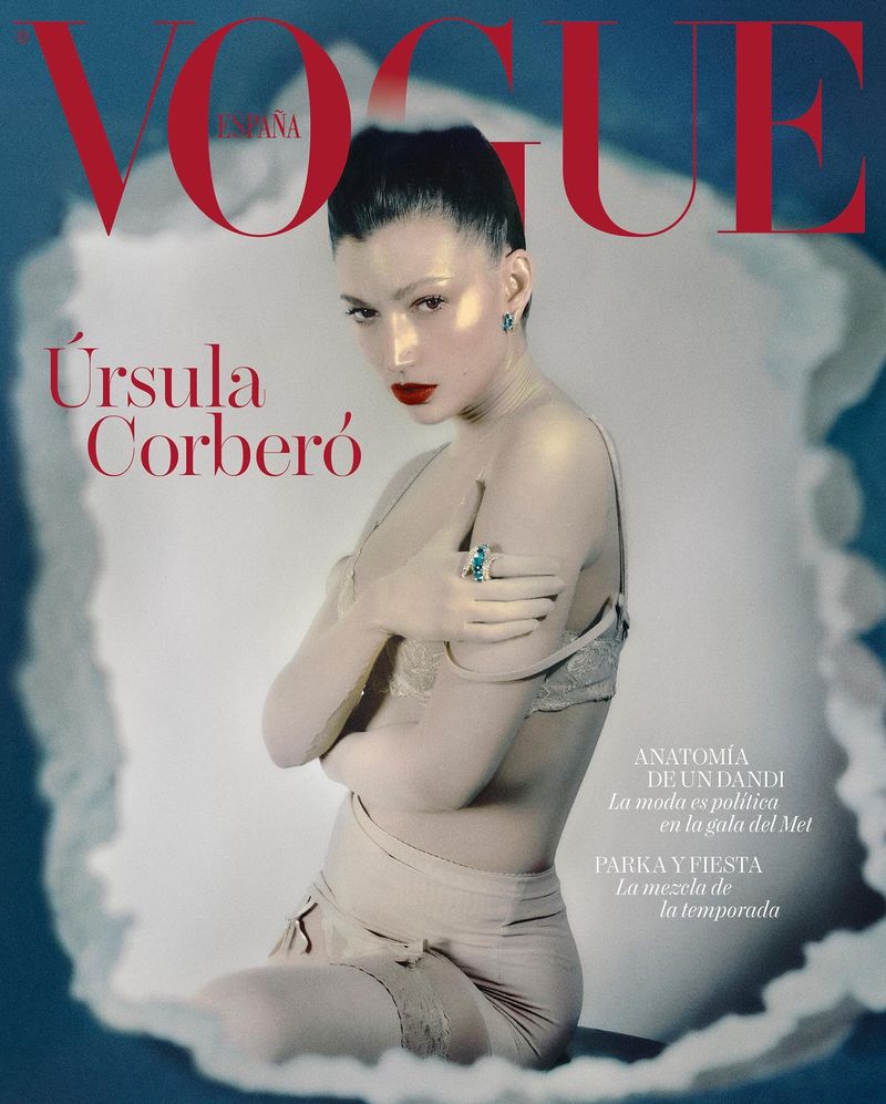 女性情報誌 Vogue Spain Magazine October 2021 VOGUE ESPANA SPAIN Magazine October 2021 Number 403 ANYA