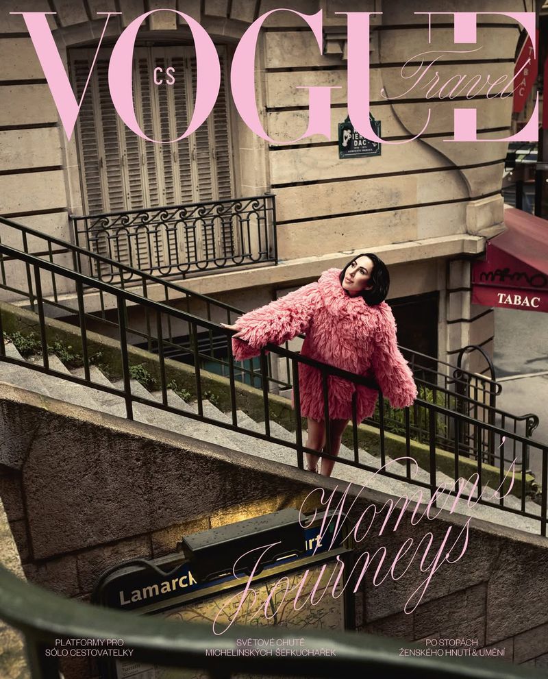 女性情報誌 Vogue Czechoslovakia Magazine April 2021 APRIL 2021 | Vogue