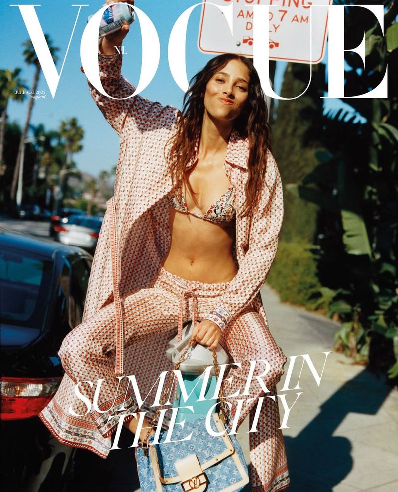 女性情報誌 Vogue Netherlands Magazine November 2020 il_340x270.6988279603_j02j.jpg
