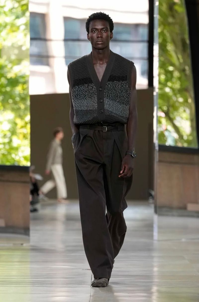 Hermès S/S 26 Men's Show (Hermès)