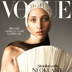 Vogue Turkey September 2025 Cover (Magazine Cover)