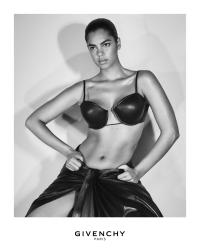 Emeline Hoareau - Givenchy The Snatch Bag 2026 Campaign