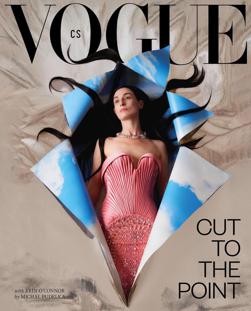 女性情報誌 Vogue Czechoslovakia Magazine April 2021 Vogue Czechoslovakia Magazine April 2021 - メルカリ