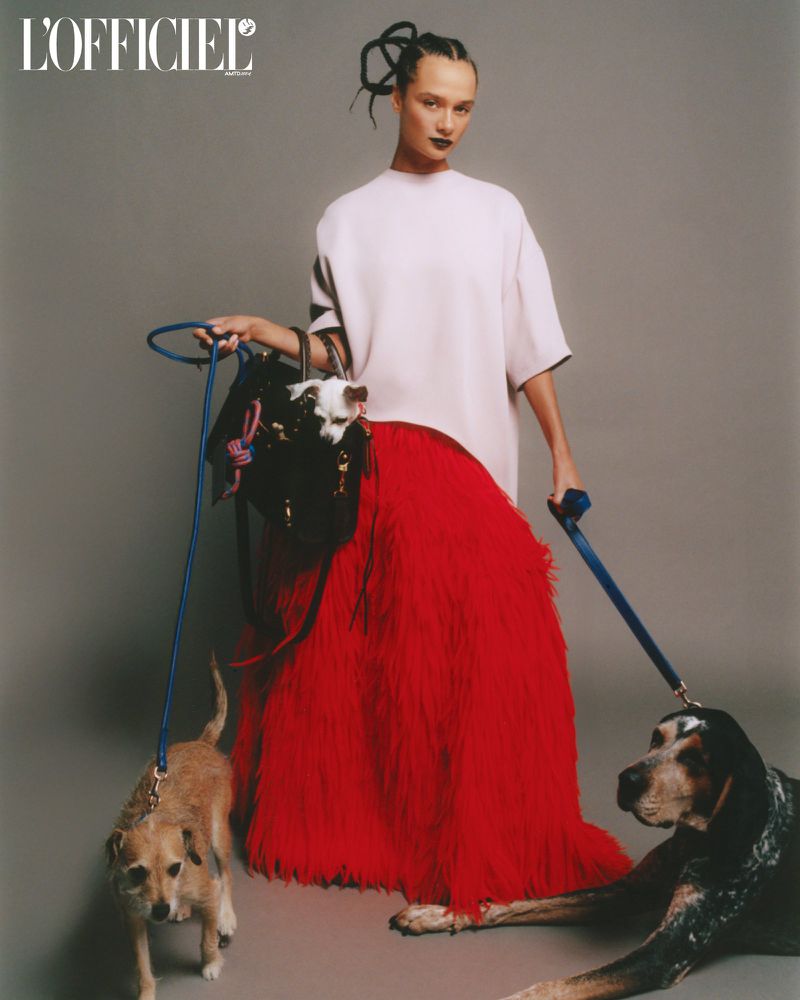 Open For Business (L'Officiel USA)