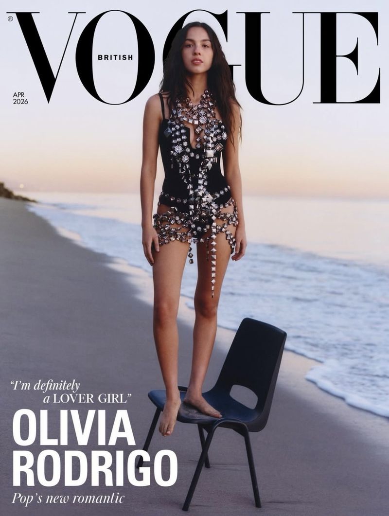 British Vogue April 2026 Cover (British Vogue)
