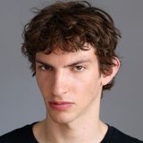 Elliot Belot