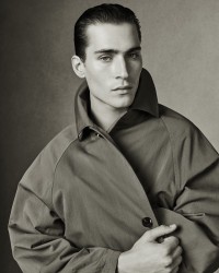 ESSENCE ZARA MAN F/W 22 by STAS KOMAROVSKI