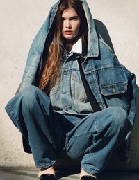 BLEU SUR LA VILLE