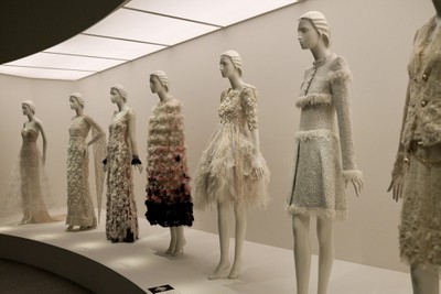 An Inside Look at Karl Lagerfeld: A Line of Beauty