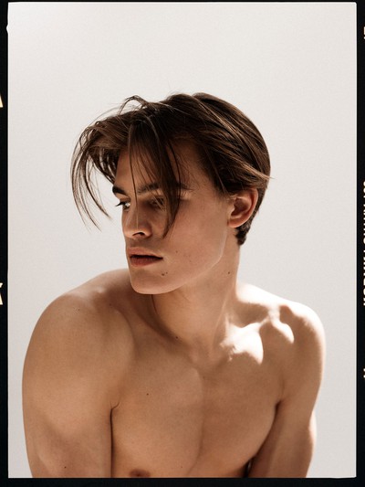 Parker van Noord keeps the family modeling tradition going strong