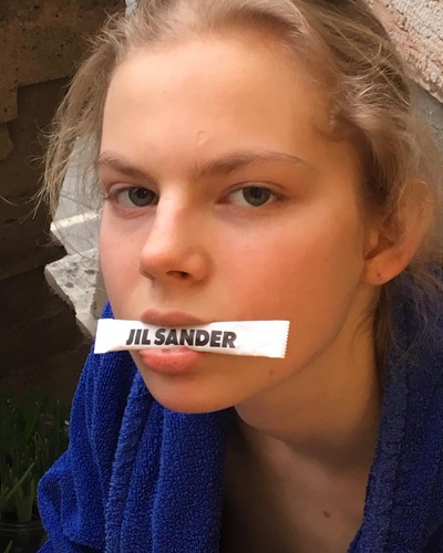 The unknown Jil Sander darling from Earth, Jolie Alien, here's what we know