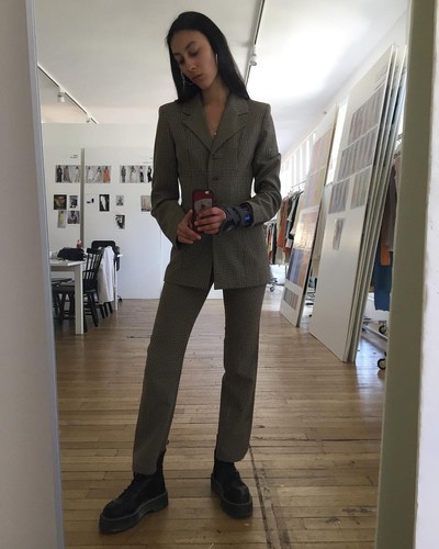 We're getting a 90s thing from French model Gaïa Orgeas