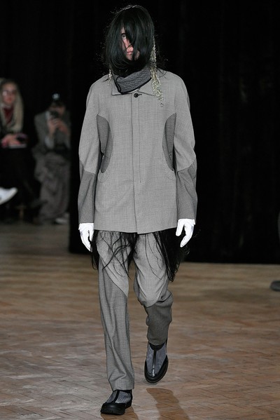 Meet the model using fashion week to fundraise for ALS