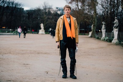 See what the models are wearing off-duty during Paris Men’s Fashion Week! Pt. 1
