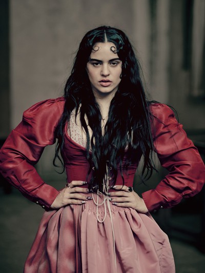 Pirelli Calendar, British Fashion Awards and more of the news you missed