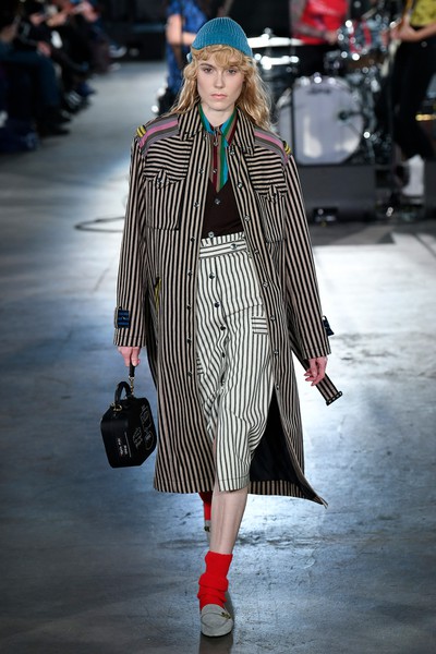 Kiki Willems Shows Off Brand New Blonde Hair for New York Fashion Week