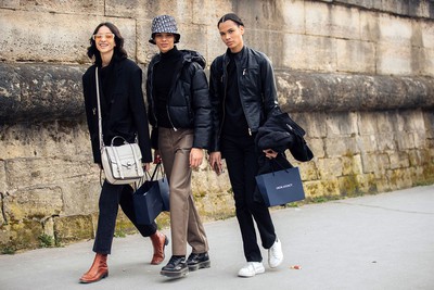 See what the models are wearing off-duty during PFW F/W 22! Days 1-2