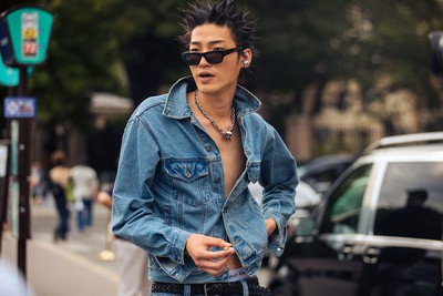 See What the Models are wearing off-duty during PFW Menswear S/S 23! Days 4-6