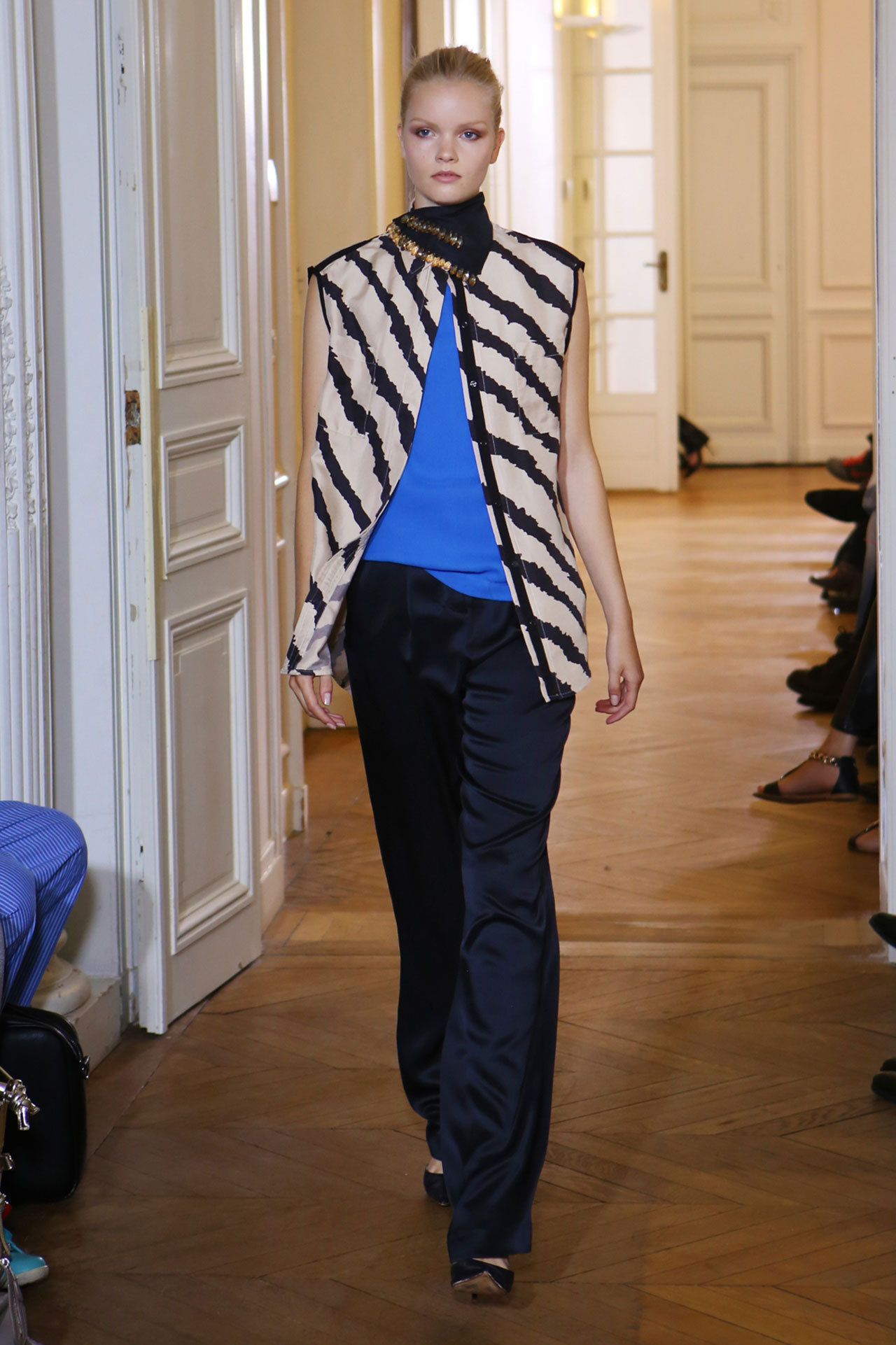 19_PEET_DULLAERT_SS15